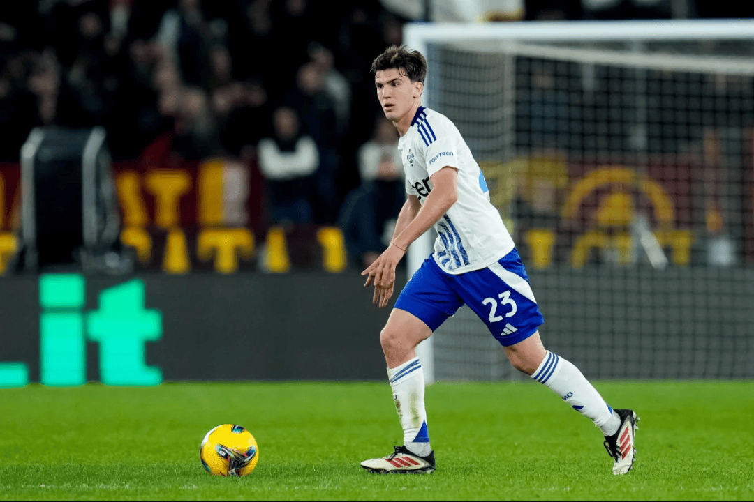 球迷瞩目的 球迷瞩目的