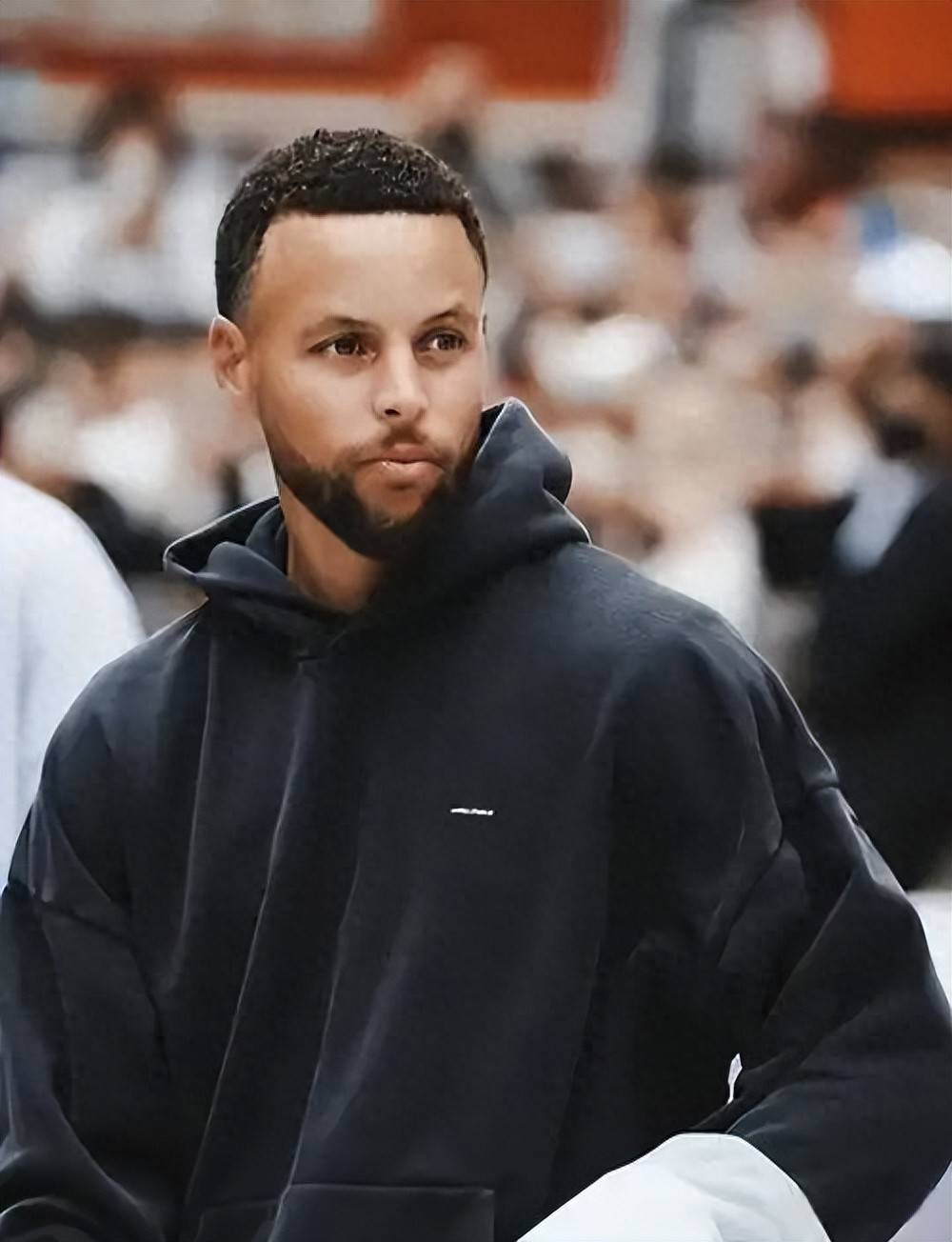 仅点燃了球 仅点燃了球